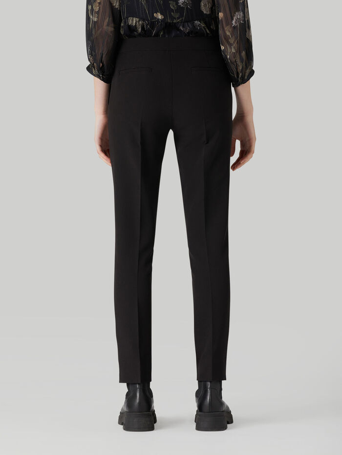 Technical-cady-trousers_TRUSSARDI-JEANS_50_03_8051932772093_R